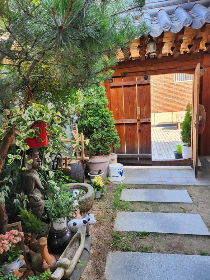 Beautiful House Hotel Jeonju Exterior photo