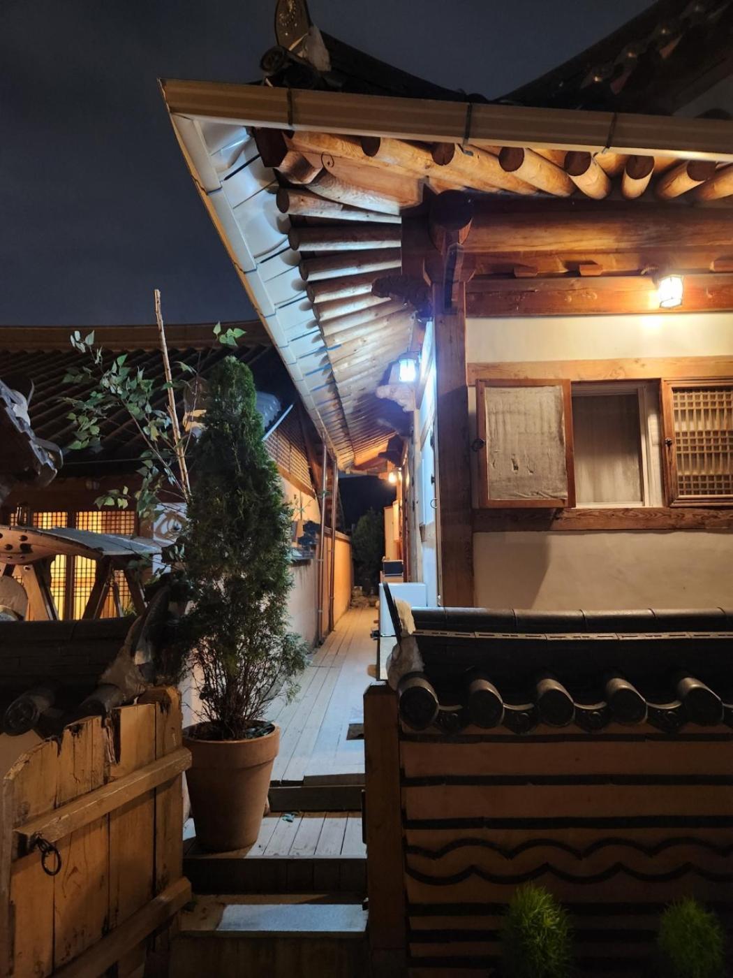 Beautiful House Hotel Jeonju Exterior photo